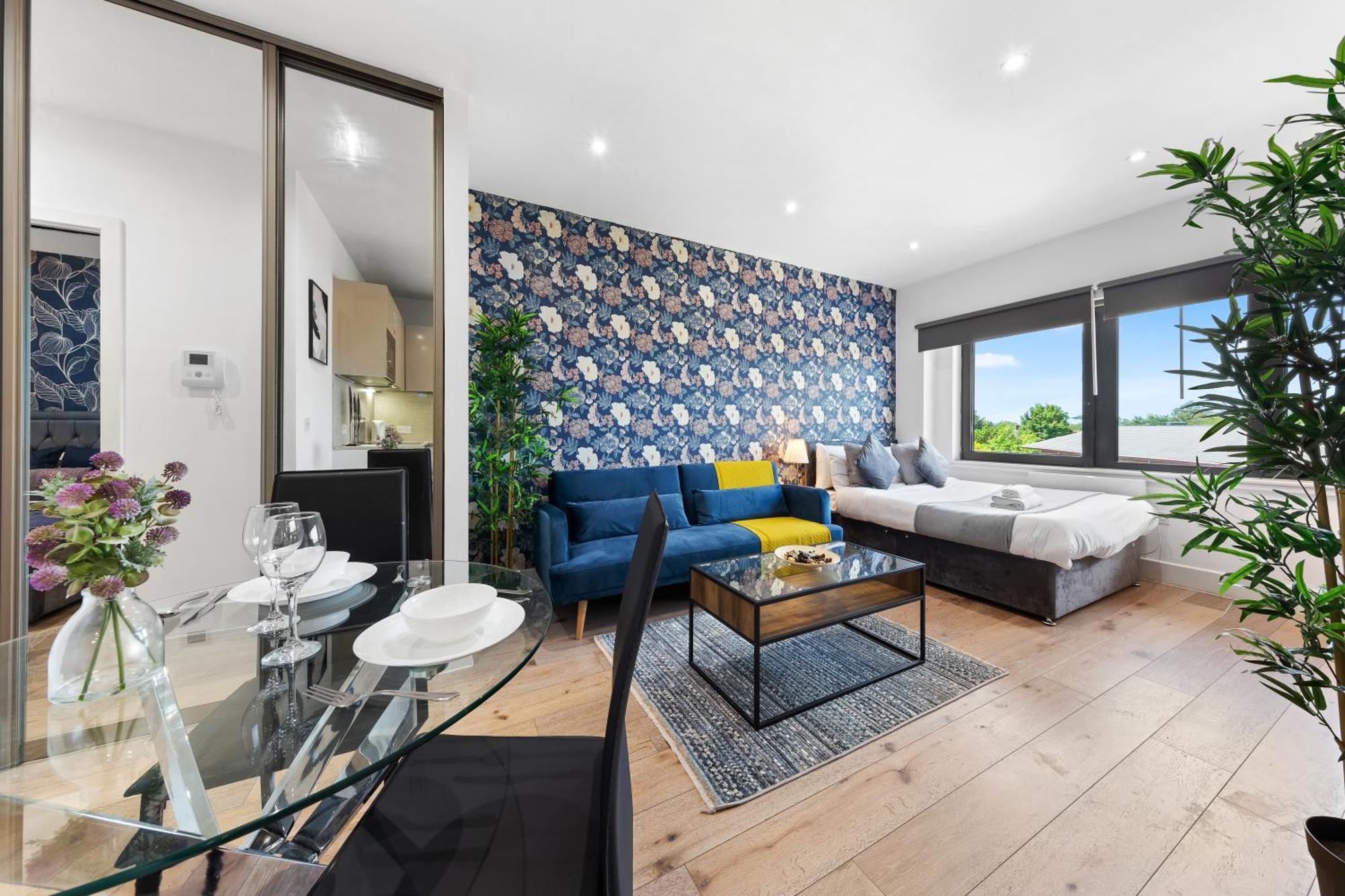 Modern One Bedroom Flat - Sleeps 5 -Near Heathrow - London Ub3 Exteriör bild