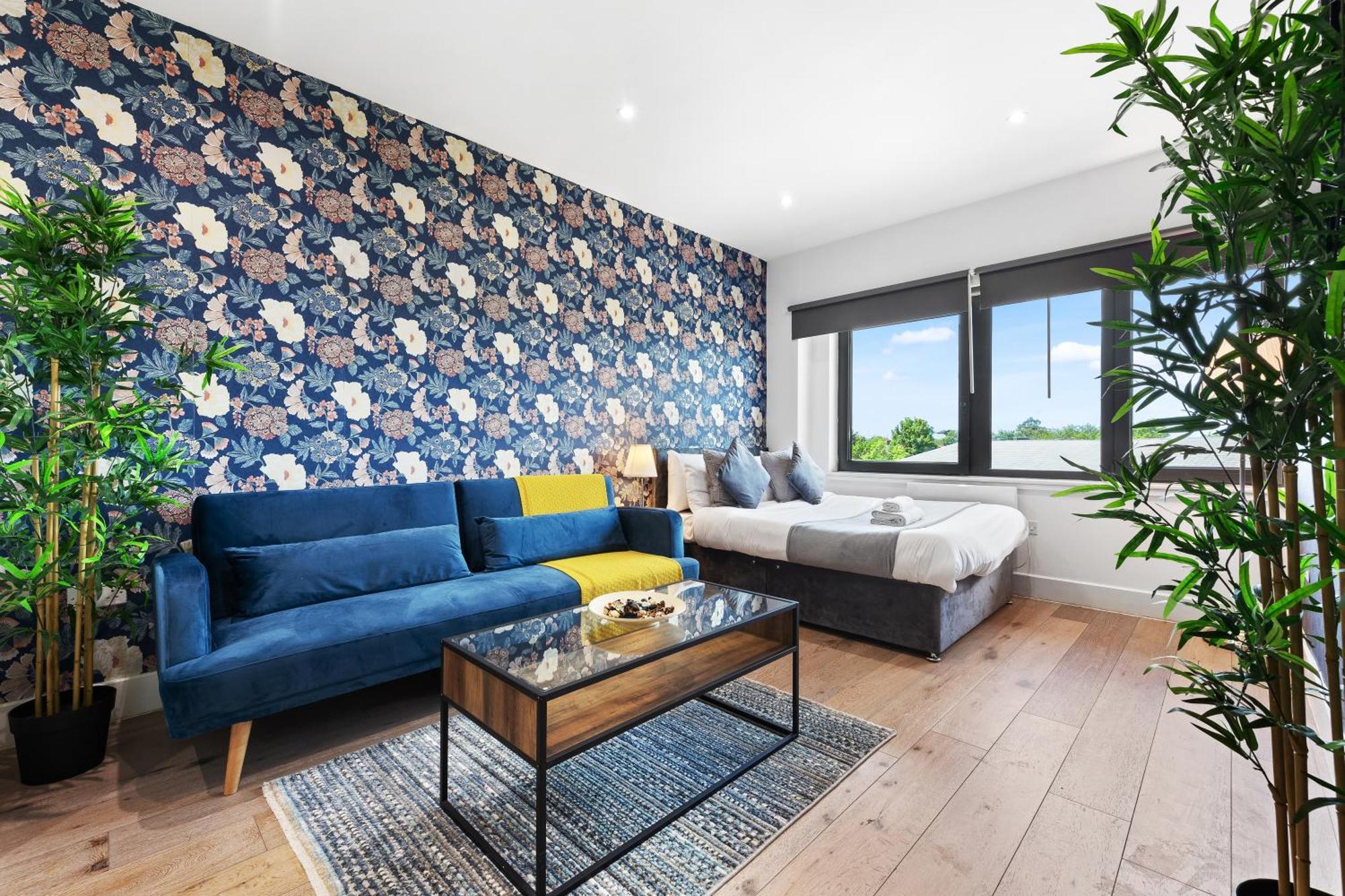 Modern One Bedroom Flat - Sleeps 5 -Near Heathrow - London Ub3 Exteriör bild